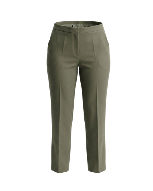 broek met elastiekeband in de taille ineen extra korte lengtemaat. Bij Marijke Mode