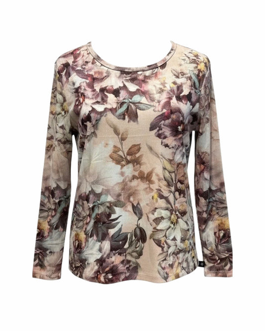Beige shirt met bloemenmotief en driekwart mouwen van Marijke Mode