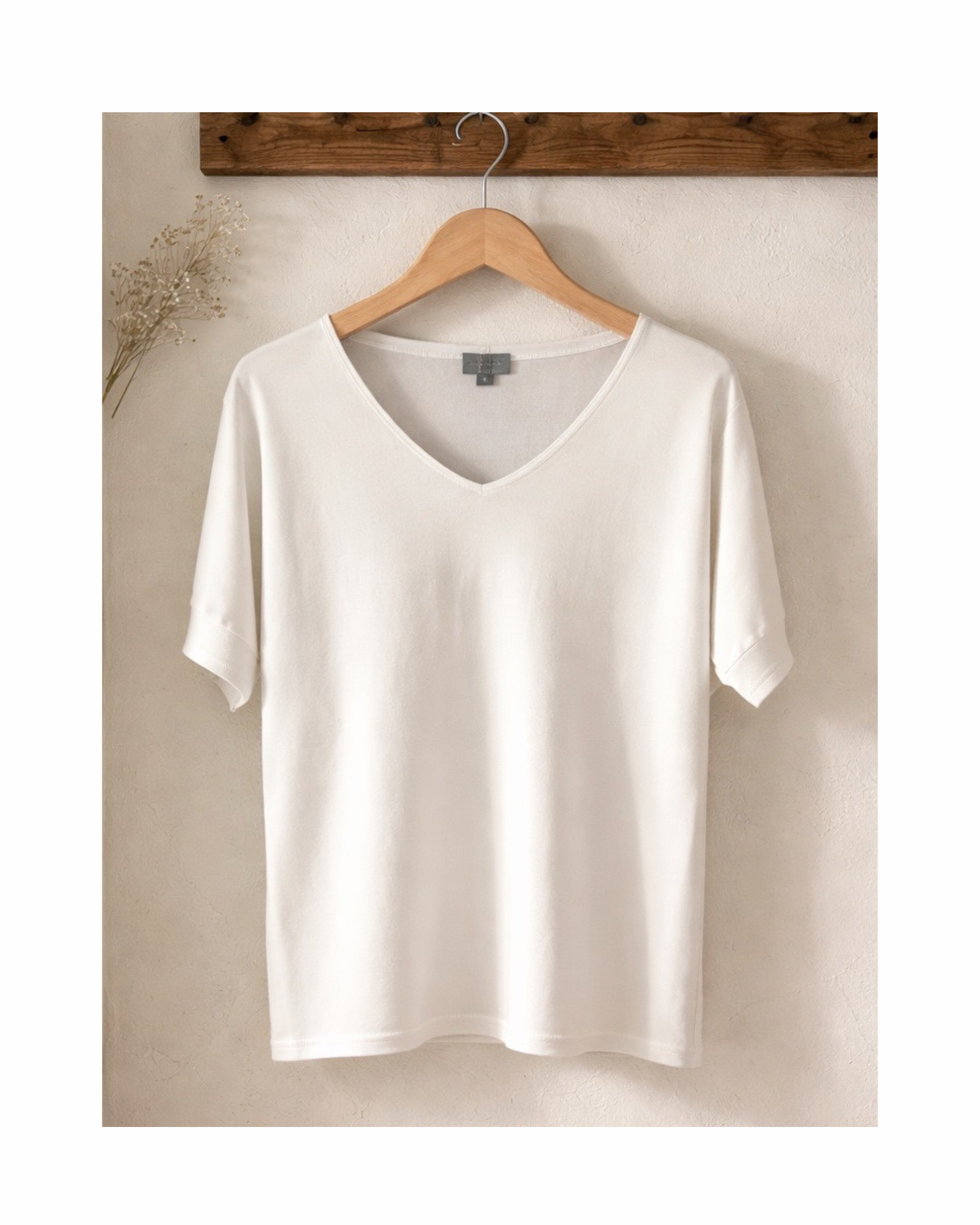 tshirt uni kleur v hals merk marinello bij Marijke Mode