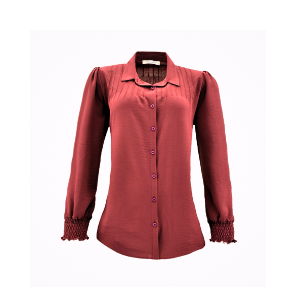 sensia blouse met knopen voor dames. gesmokte aangesloten mouwen. verkrijgbaar bij marijke mode