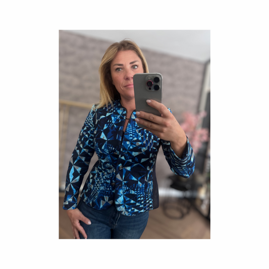 Sensia Fashion Blazer Coco – Blauw Dessin met Uni Zijpanden en Split