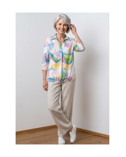 Dames Poloshirt In Blouson Model Met Polokraag En Comfortabele Pasvorm – Verkocht Door Marijke Mode