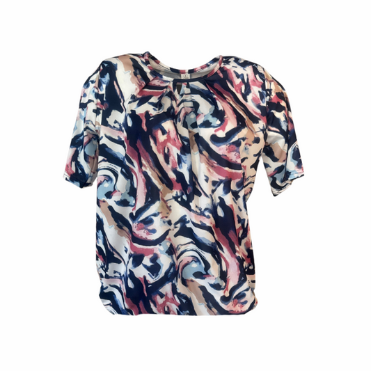 blouson tshirt met ronde hals e korte mouwen. elastiek aan de onderzijde gemaakr van viscose. verkijgbaar bij Marijke Mode