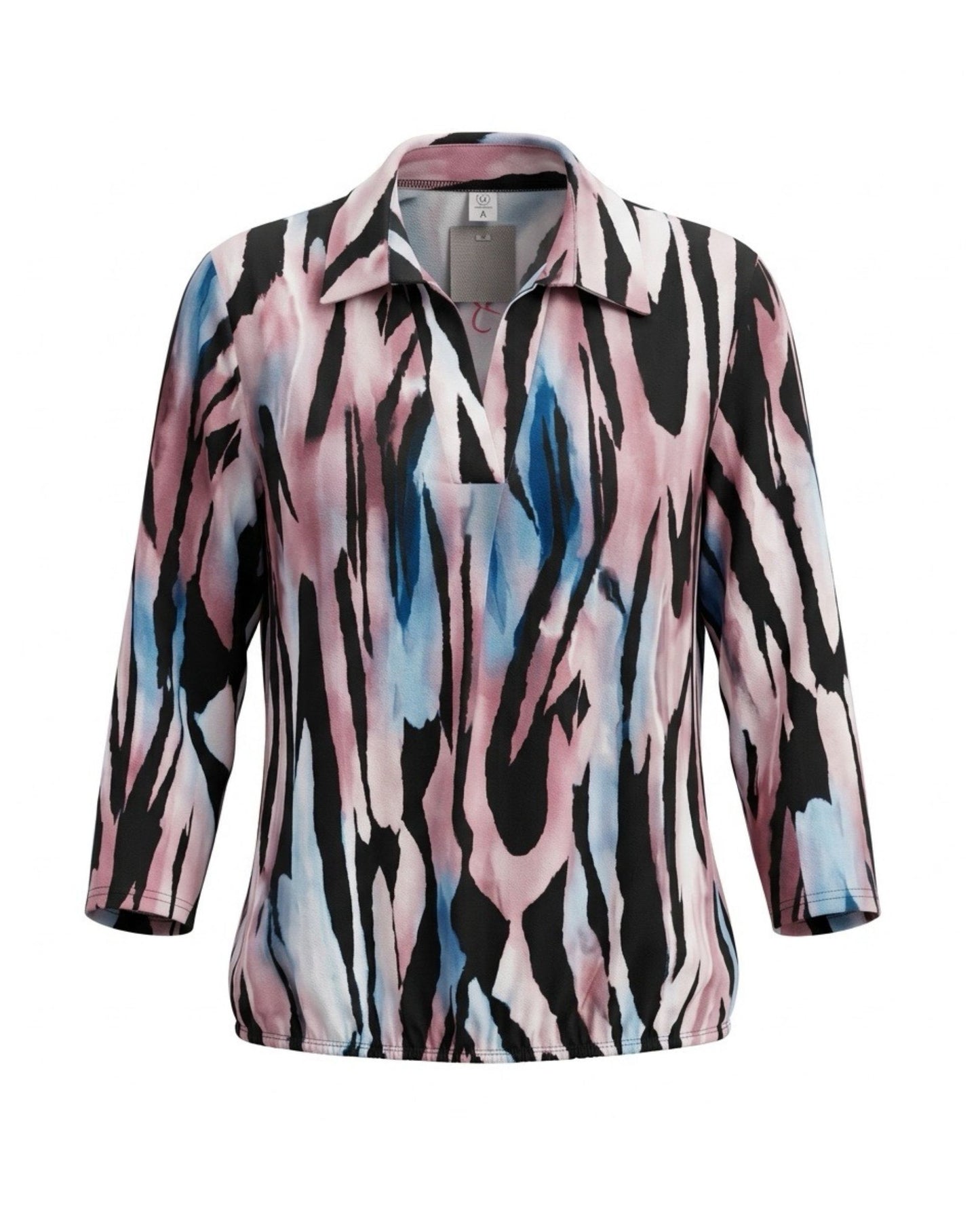 Poloshirt met V-hals en driekwartmouwen van zachte viscose – Marijke Mode.