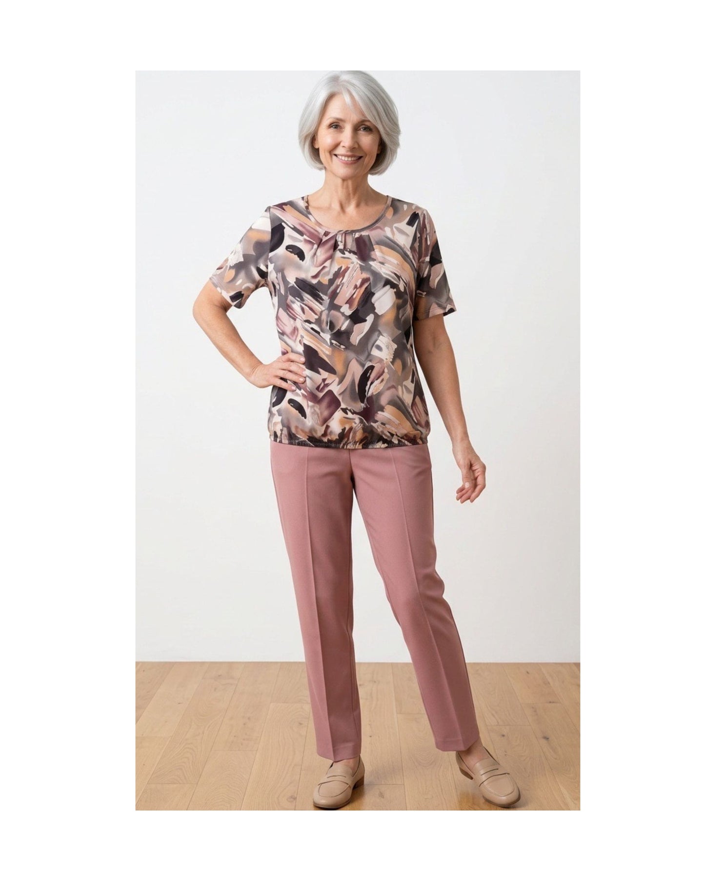Blouson shirt voor dames met comfortabele pasvorm, verkrijgbaar bij Marijke Mode.