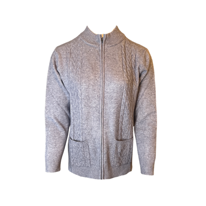 Superzacht LIAM kabelvest met rits en zakjes – warme unikleur damesvest – verkrijgbaar bij Marijke Mode.”