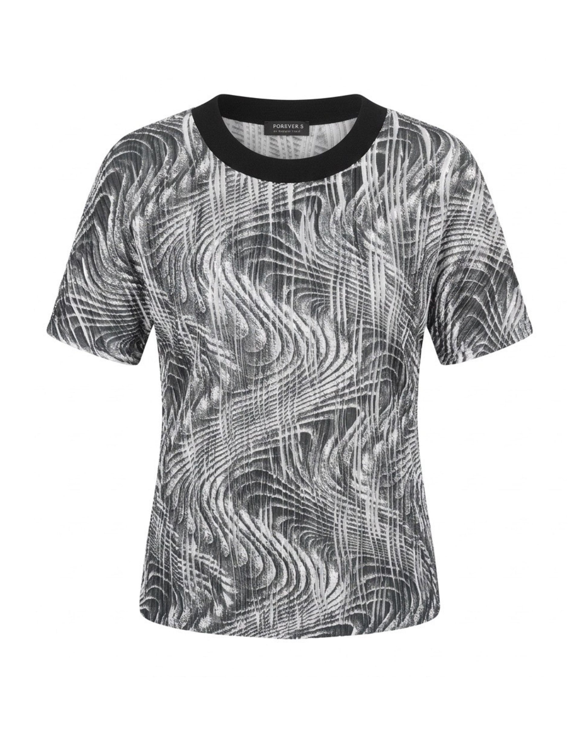 Forever Comfy Set met zwart-witte print en plissé stof verkrijgbaar bij Marijke Mode.
