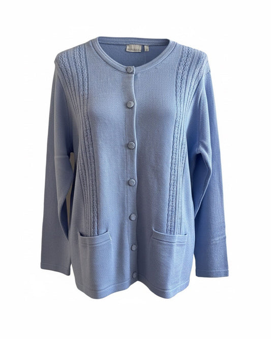 gabriella k vest klassiek model ronde nek lange mouwen knoopjes en zakjes gemaakt van glandkatoen. verkijgbaar bij marijkemode 