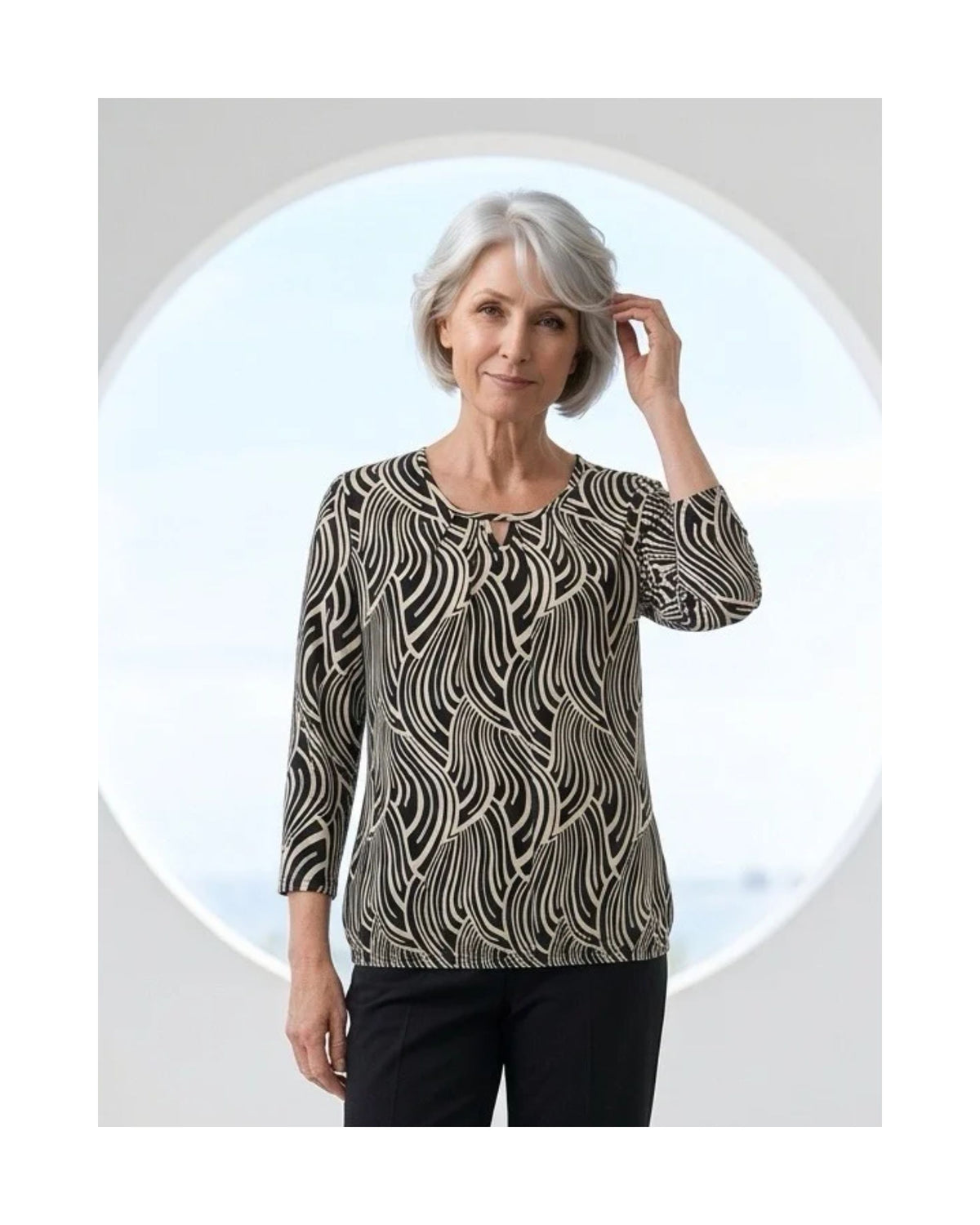 warme blousonshirts bij Marijke Mode. Shirts met elastiek