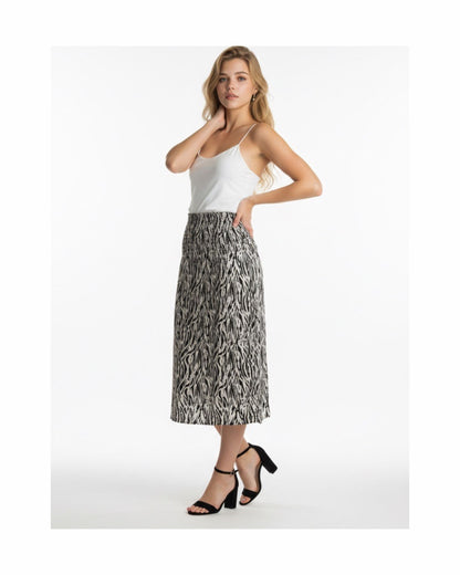 MXO zwart wit rok met gesmokte elastische band – ook draagbaar als bandeau jurkje – Marijke Mode