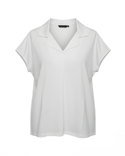 Marinello polo-top unikleur beige met platte V-hals en korte kapmou bij Marijke Mode