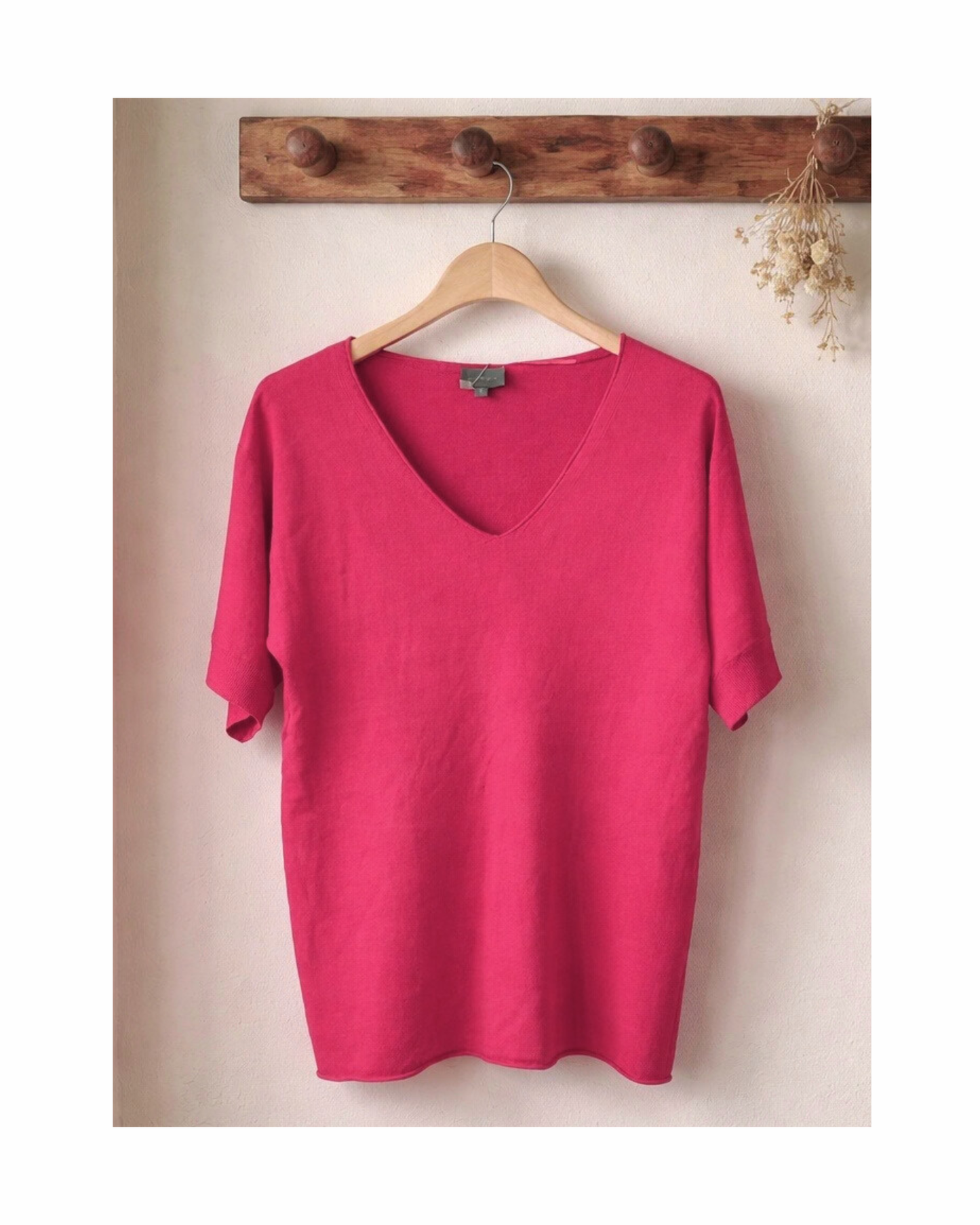 tshirt uni kleur v hals merk marinello bij Marijke Mode