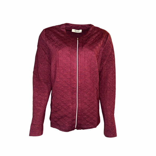 Warm bordeaux vest van Sensia met rits, structuur en steekzakken – model Risana. verkijgbaar bij marijke mode 