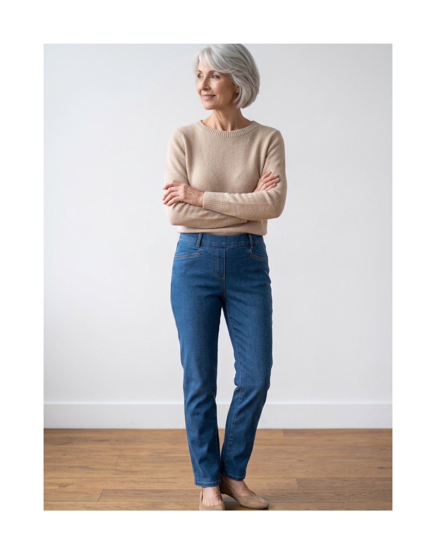 Sensia Fashion Patti damesjeans met veel stretch, elastische tailleband, riemlussen en vier zakken, verkrijgbaar bij Marijke Mode