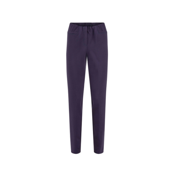 Sensia damespantalon Penny slim fit in bruin, instapbroek met elastische tailleband en punta stretchkwaliteit, korte lengtemaat met rechte slanke pijp – verkrijgbaar bij Marijke Mode