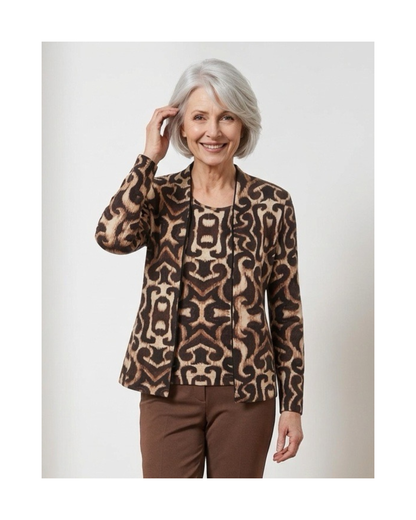 Sensia Fashion twinset Chantely met vest en shirt in een marine-zandkleurig fantasiedessin. verkocht door Marijke Mode