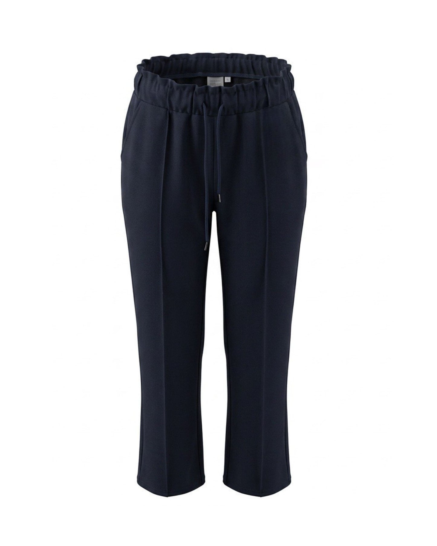 Basic pantalon van zachte travelkwaliteit met elastische band en trekkoord, verkrijgbaar bij Marijke Mode.
