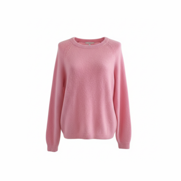 Zachte alpaca trui met ronde hals en lange mouwen. One size met stretch tot maat 42, comfortabel en ideaal voor het voorjaar. Nu online bij Marijke Mode.