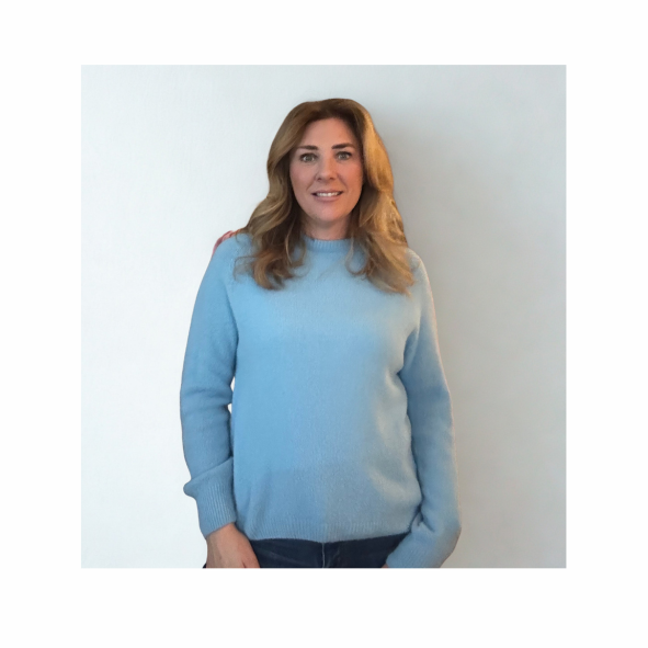 Zachte alpaca trui met ronde hals en lange mouwen in voorjaarskleur van Marijke Mode