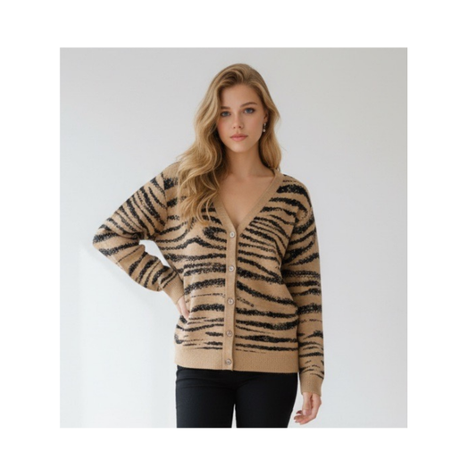 Soepel vest met knopen en V-hals in dierenprint – Marijke Mode