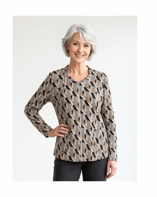 Licht soepel vestjasje met rits en ronde hals – verkocht door Marijke Mode