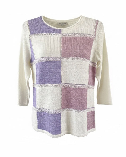 lila met roze truitje ronde hals drie kwart mouwen verkocht door MaRIJKE mODE