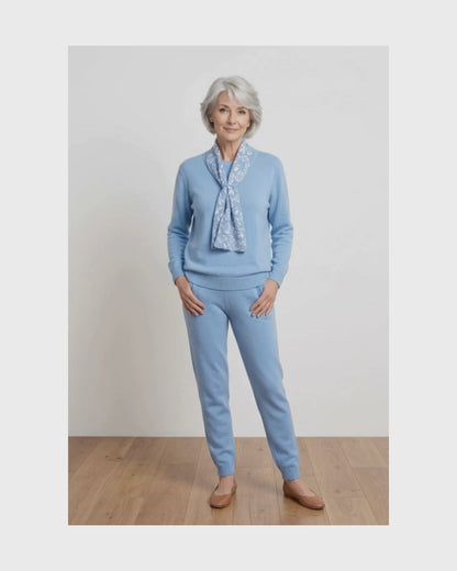 Forever Trui Met Sjaal Eraan Blauw